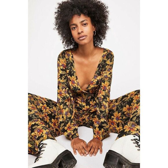 NEW FREE PEOPLE FLORAL PRINTED LONG SLEEVE TWO PIECE LOVE LETTER PANT SET - Picture 2 of 5